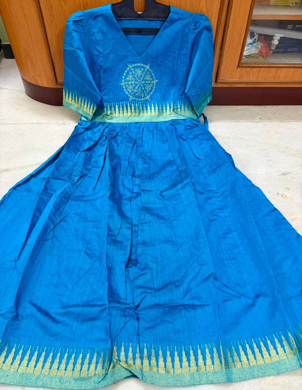 Zorra Silk Kolam Anarkali Top