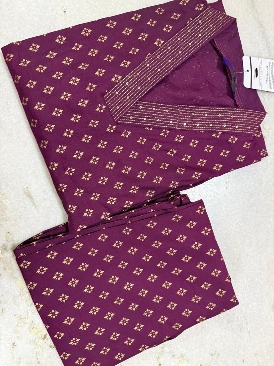 Tango Budget Vatican silk cord set